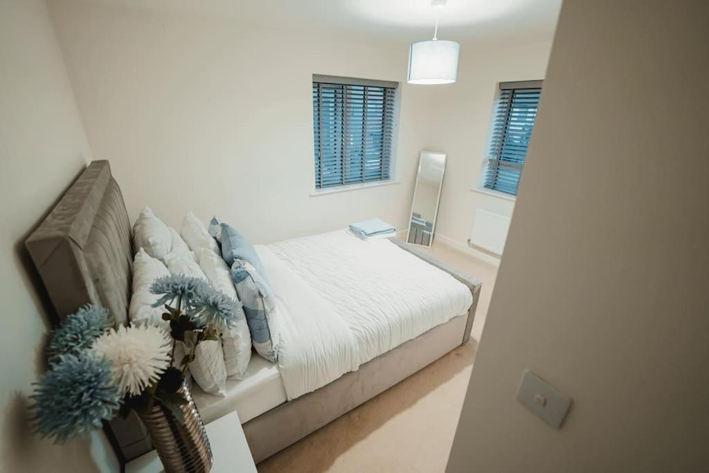 Willow Heights Modern 5-7 Persons/3 Bed Detached ロザーハム エクステリア 写真